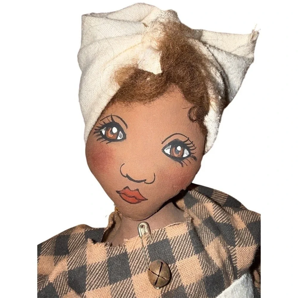 Krista Harris Signed Folk Art Cloth Rag Doll Girl Painted Face Vintage‎ 2008